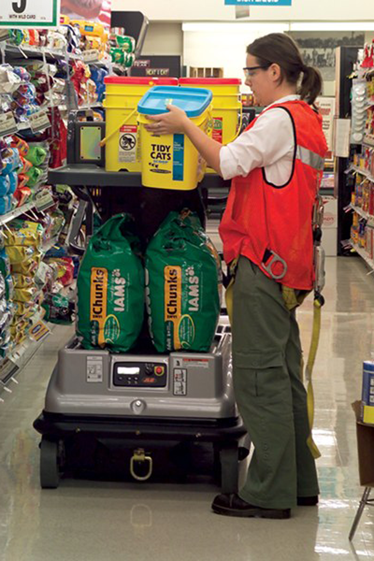 JLG 10MSP stock picking in a pet superstore